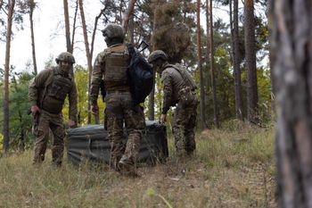 Wyprawa na "grzybobranie". Tak młodzi Ukraińcy uciekają przed poborem