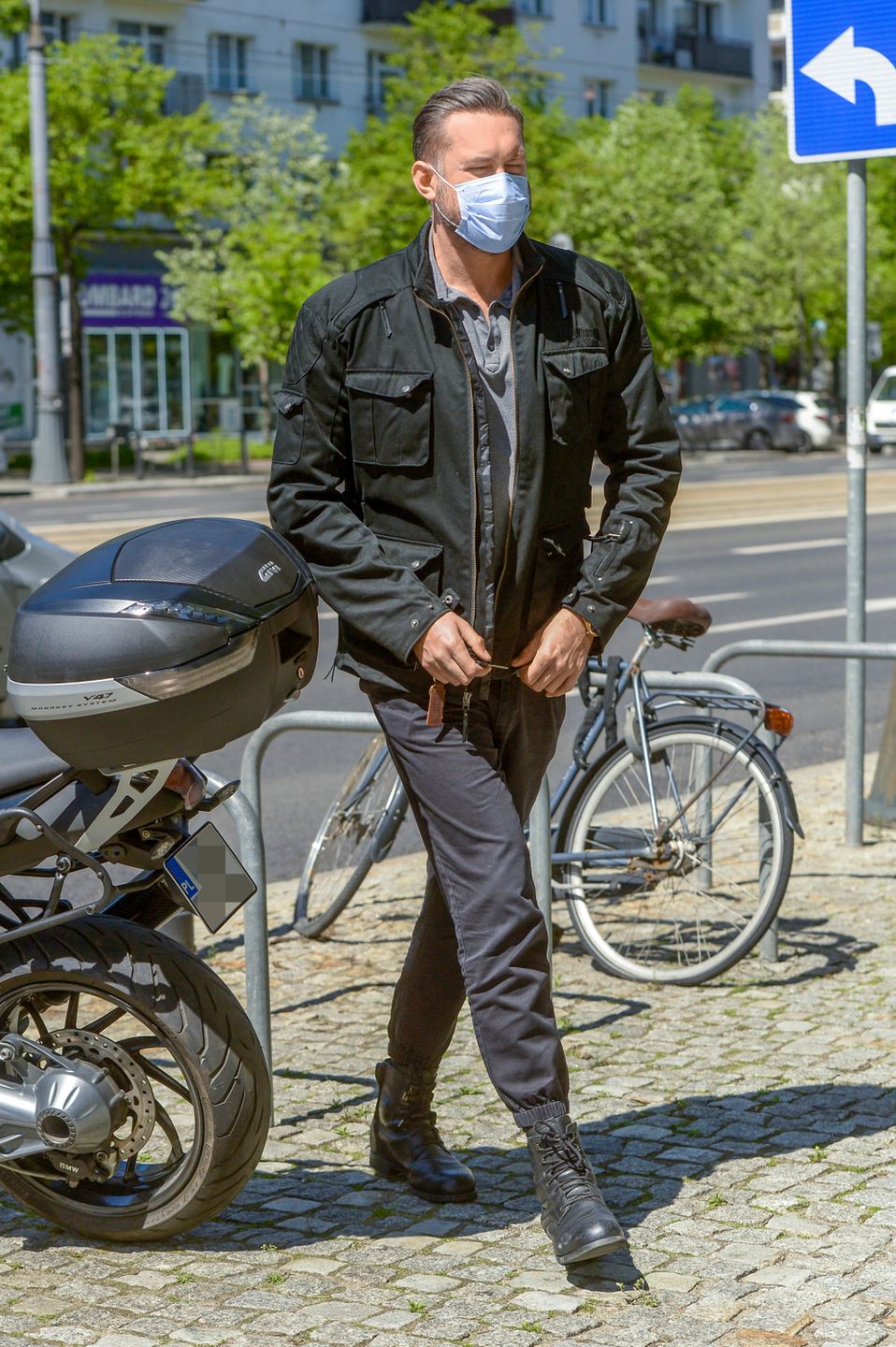Marcin Prokop na motocyklu