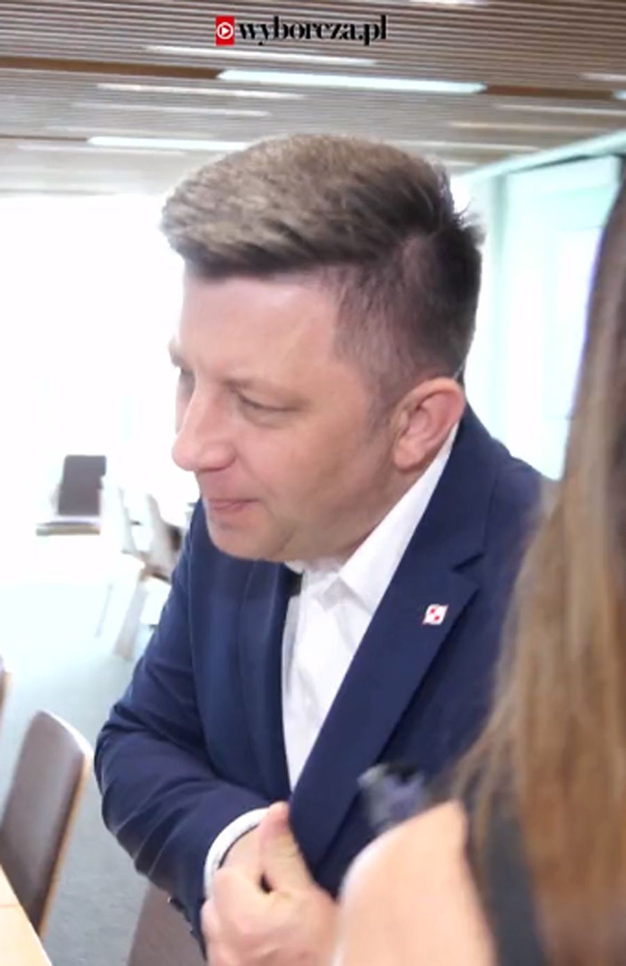 Nerwowa reakcja ministra Dworczyka! Padło pytanie o Popek