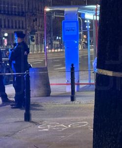 Brutalny atak nożownika w centrum Warszawy. Poszkodowany walczy o życie