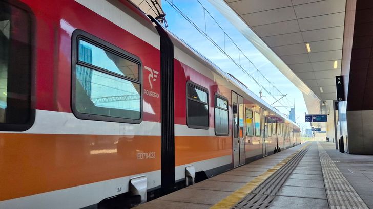 POLREGIO chce kupić 15 hybryd do przewozu pasażerów i rannych