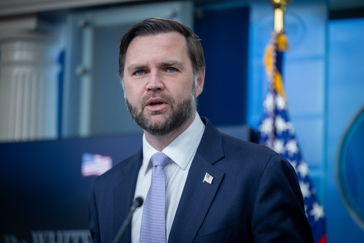 Wiceprezydent USA ogłasza: Umowa z Iranem możliwa przed wyborami