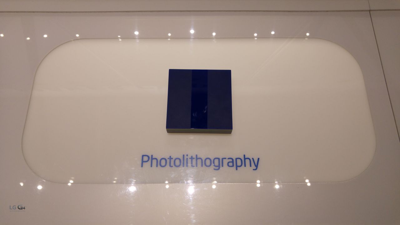 Kolejne warstwy procesu tworzenia czipu. Fotolitografia