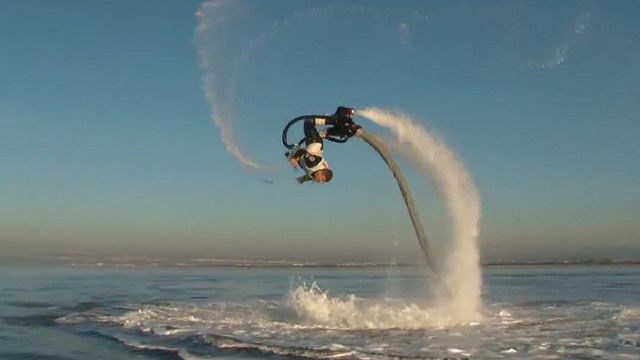 Tak powinno się wykorzystywać wodne jetpacki! [wideo] 1