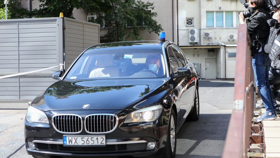 KAS chce kupić 32 auta