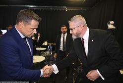 Kogo Polacy wysłaliby na bezludną wyspę? Dwa nazwiska się wybijają