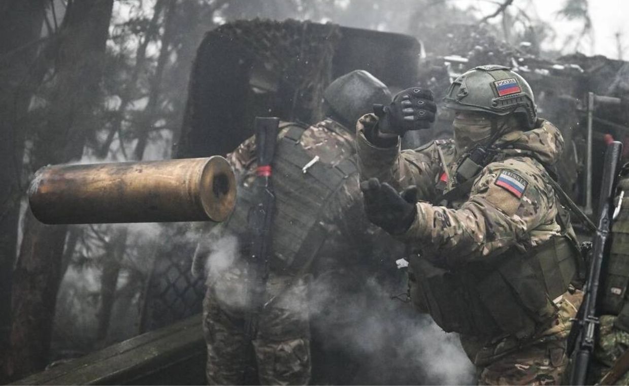 Russian soldiers on the front