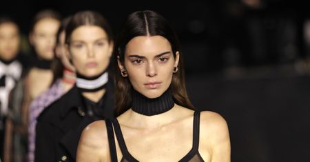 Lekarka medycyny estetycznej o Kendall Jenner. "Chyba lubi nici w stylu Foxy eyes"