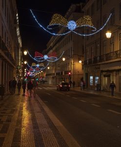 Zaskakujący efekt drożyzny. Miasto wyłącza niektóre lampy uliczne, by oszczędzać prąd