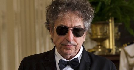 Bob Dylan oskarżony o molestowanie. Ofiarą miała być 12-latka. Artysta odpowiada