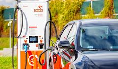 Orlen będzie ładował elektryki w Niemczech. Chce mieć ponad tysiąc punktów