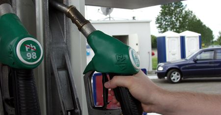 Co zrobić, gdy nie możesz zapłacić za paliwo? Jest wiele rozwiązań
