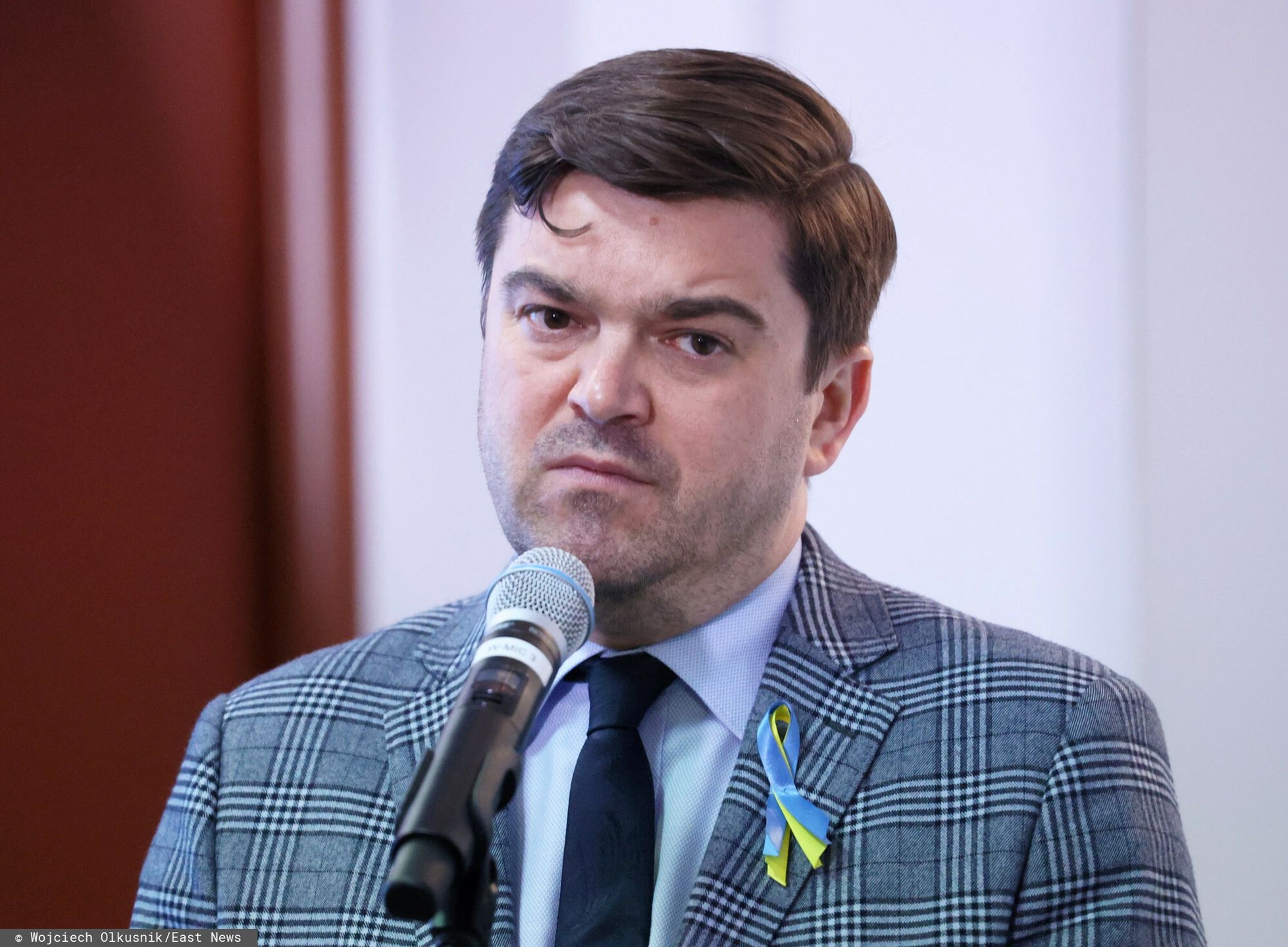 Konferencja ministra Niedzielskiego dot. reformy systemu POZ
Fot. Wojciech Olkusnik/East News, Warszawa, 20.06.2022. Ministerstwo Zdrowia. Konferencja prasowa ministra zdrowia dra Adama Niedzielskiego, dotyczaca reformy systemu Podstawowej Opieki Zdrowotnej.
N/z: rzecznik MZ Wojciech Andrusiewicz
Wojciech Olkusnik