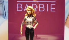 Lalka Hello Barbie rozmawiająca z dziećmi niebezpieczna dla prywatności