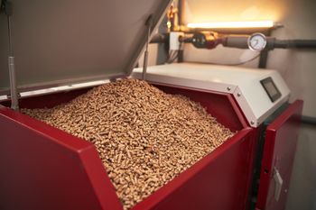 Jak serwisować kocioł na pellet i ile to kosztuje?