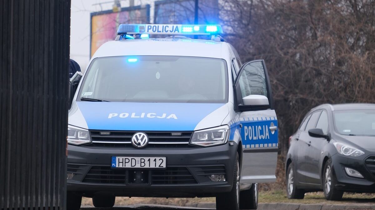 Interweniujący patrol policji
