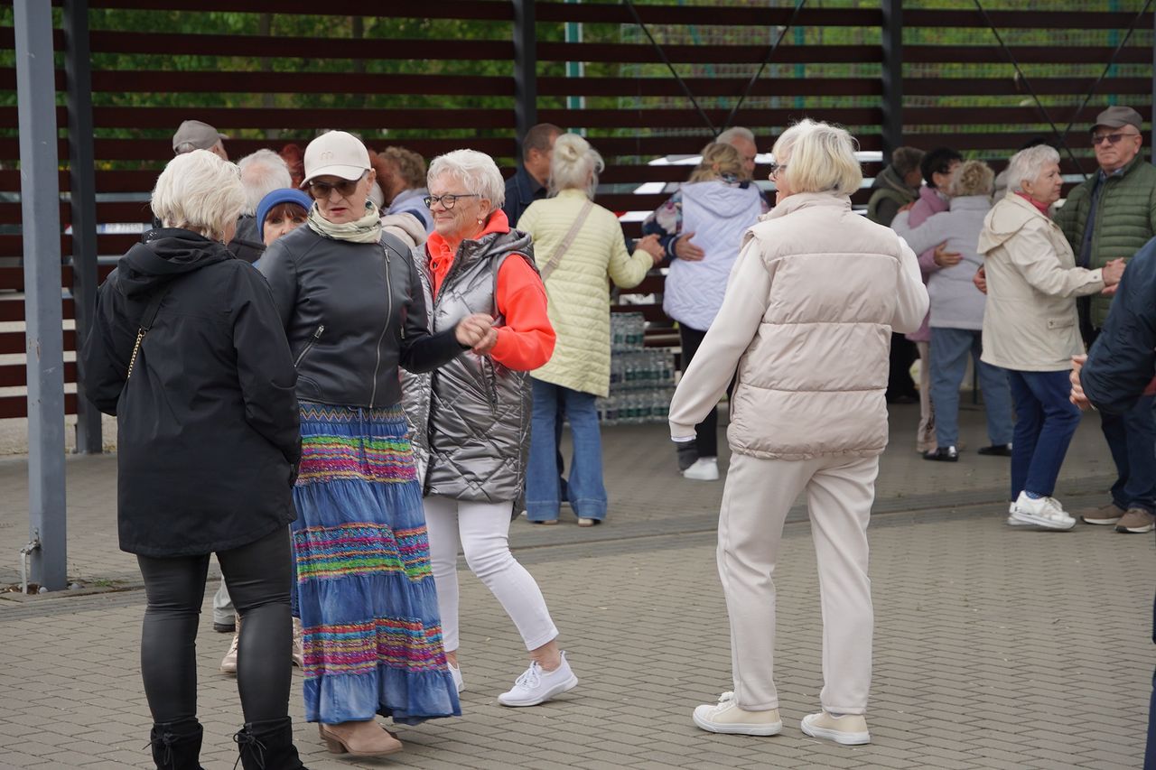 Taneczne środy dla Seniorów i seniorek, Piła, seniorzy