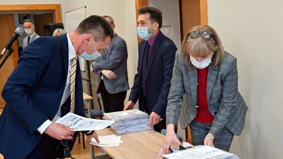 Matura z polskiego 2021. Mamy arkusze CKE i odpowiedzi