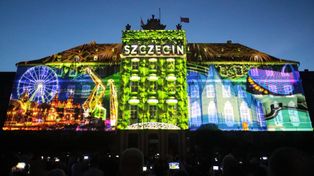Magia świateł i podróż po dziejach Szczecina. Mapping na fasadzie