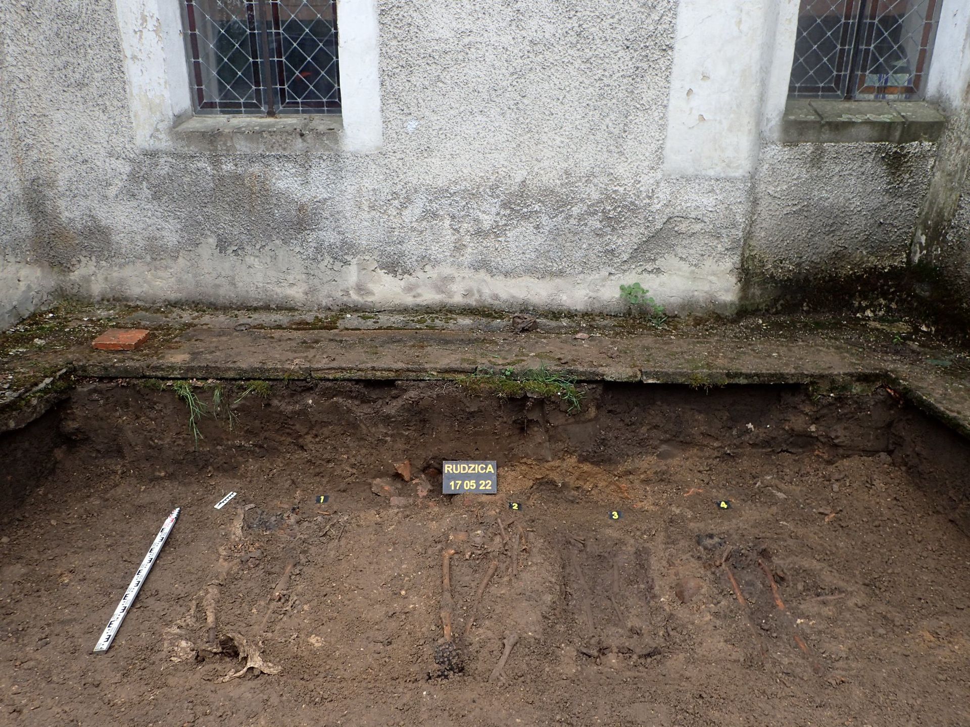 Masowy grób w Rudzicy