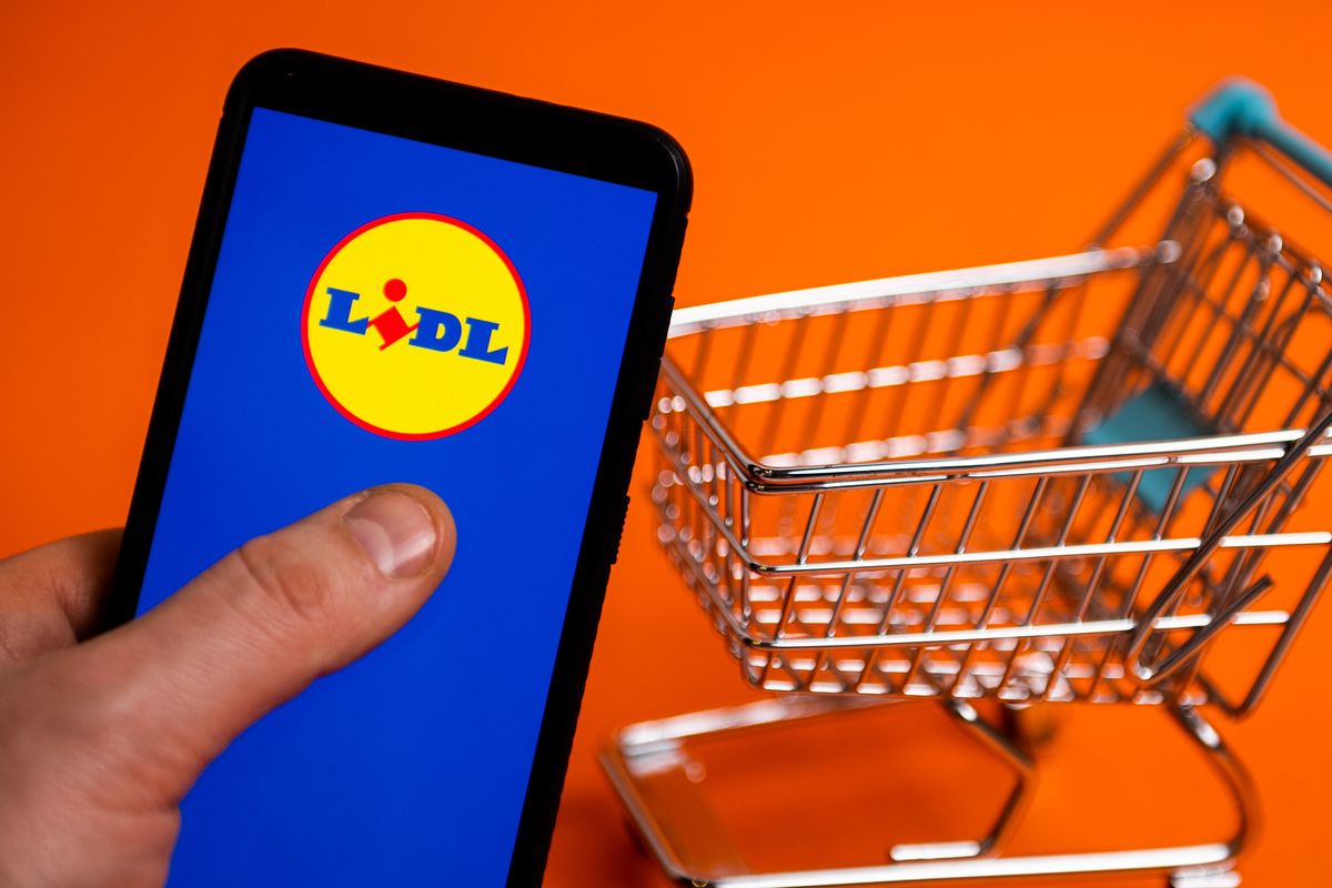 Приємні знижки та акції у Lidl до травневих свят (Photo Illustration by Mateusz Slodkowski/SOPA Images/LightRocket via Getty Images)