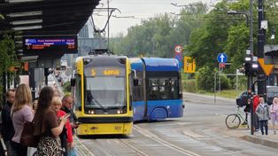 Toruń: zmiany w kursach tramwajów i w ruchu w centrum od poniedziałku