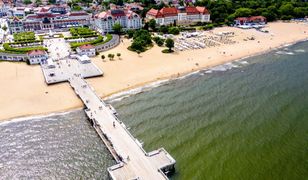 Rekordowa sprzedaż biletów na molo w Sopocie. Wystawiono też sporo mandatów