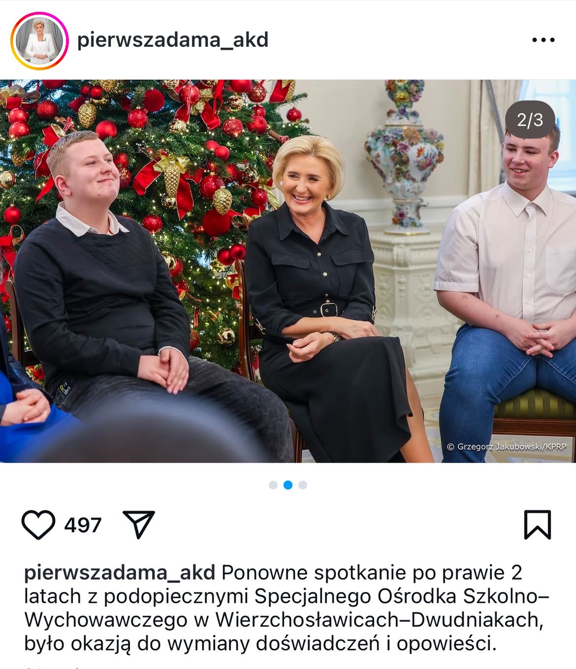Agata Kornhauser-Duda w koszulowej sukience 