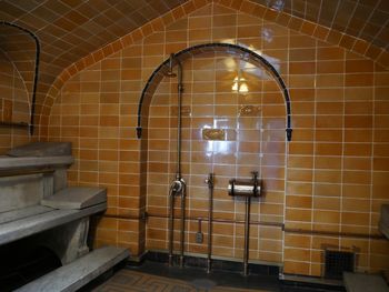 Zabytkowe sauny i baseny w sercu miasta! Ruszają majowe i czerwcowe spacery po Wrocławskim Centrum SPA
