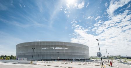 Fotowoltaika na stadionach. To przyszłość większych obiektów w miastach