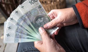 Dodatkowe świadczenia dla seniorów. Oto jak otrzymać zasiłki
