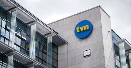 Lex TVN. Miller tłumaczy działania PiS. "Jesteśmy dziwolągiem"