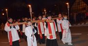 Miejska Droga Krzyżowa. Setki wiernych modliły się na ulicach Piły i rozważały Mękę Pana Jezusa