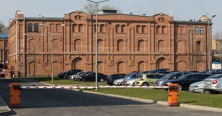 Fabryka Cukierków „Pszczółka” sprzedaje dawną fabrykę przy ul. Krochmalnej