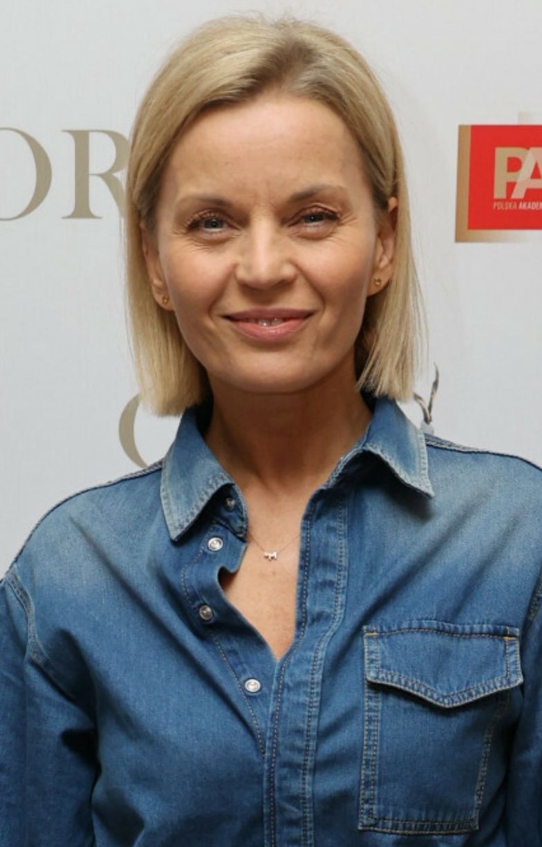 Małgorzata Foremniak prezentuje promienny wygląd na przeglądzie filmu do Orłów 2022