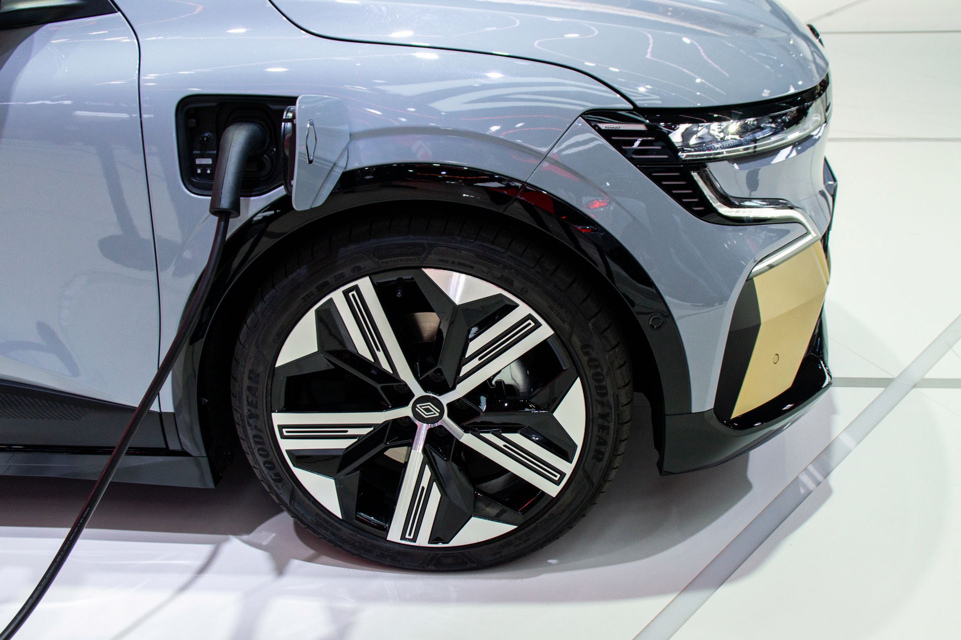 Renault Megane E-Tech (2021)