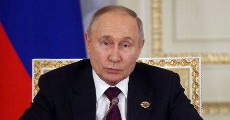 Oświadczenie majątkowe Putina. Tym oficjalnie jeździ prezydent Rosji