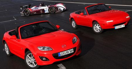 Mazda MX-5 świętuje 20 urodziny!