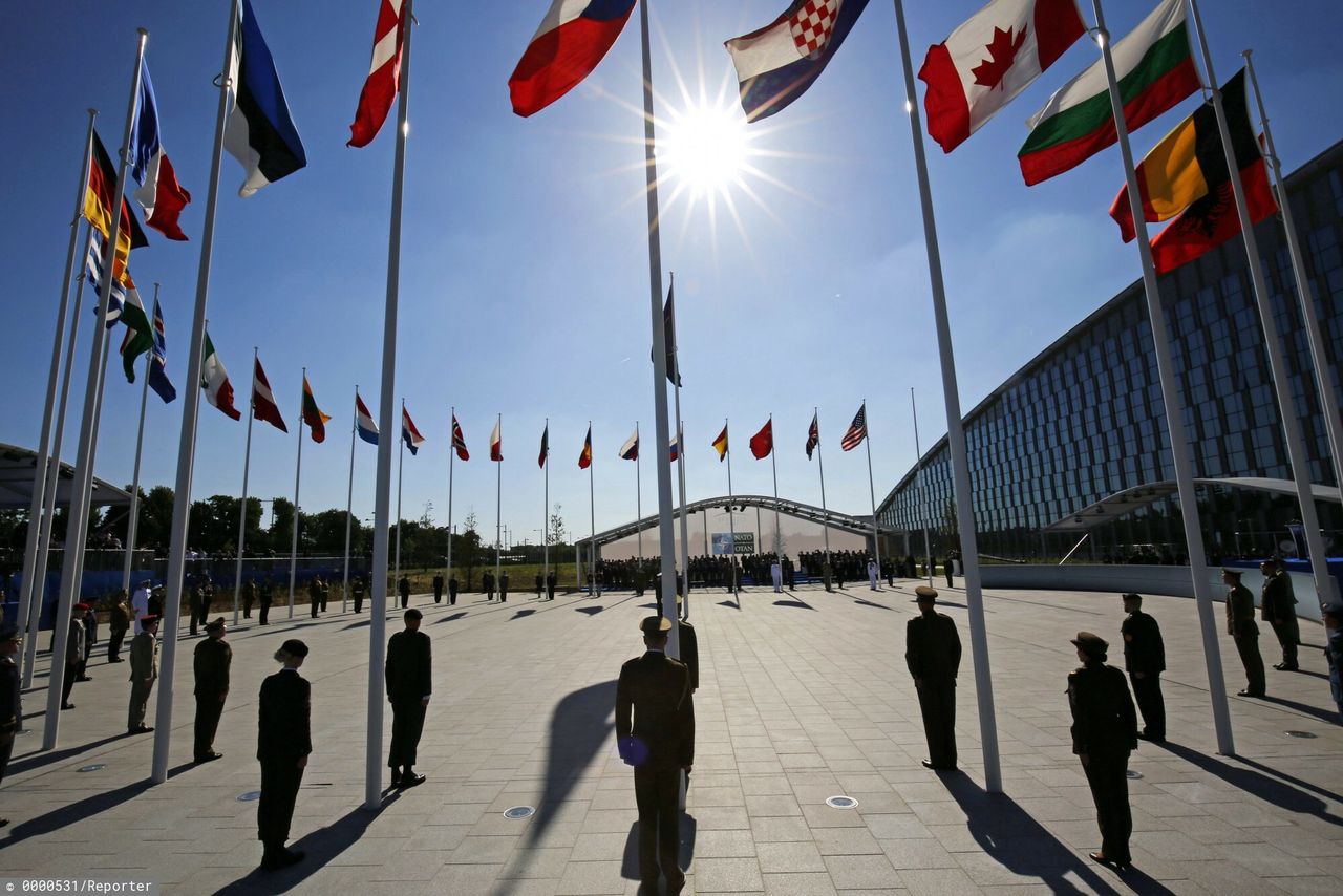 NATO wydaliło rosyjskich dyplomatów. Poważne oskarżenia 