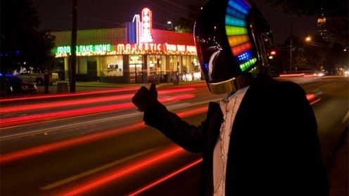 Dziwak zrobił własny hełm Daft Punk w 17 miesięcy [wideo] 1