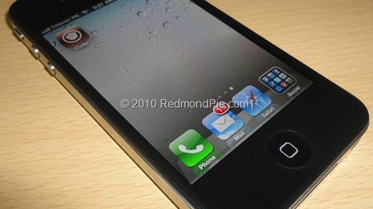 MuscleNerd: untethered jailbreak dla wszystkich urządzeń z iOS 4.2.1 w wigilię 1