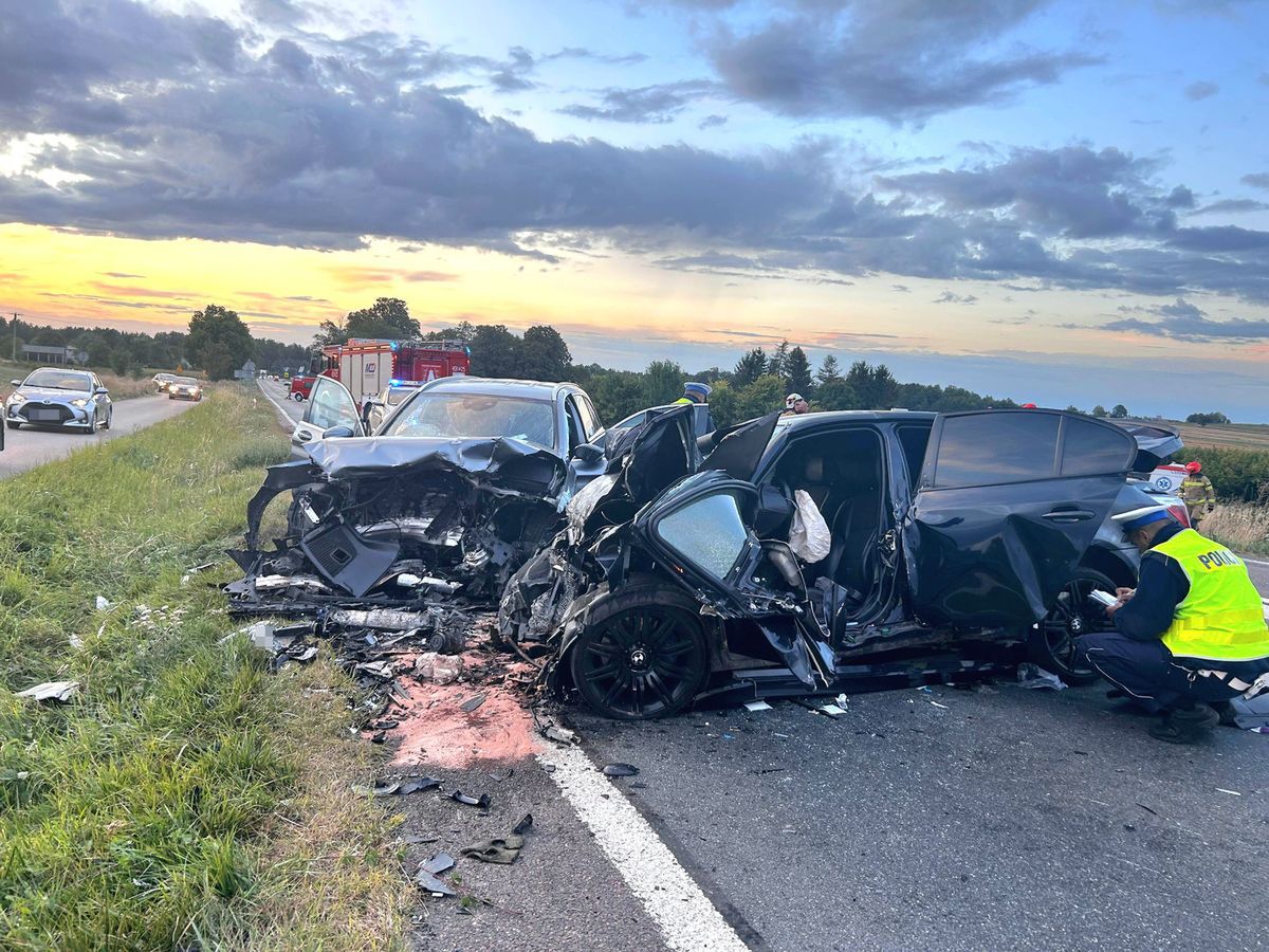 Dziecinin: Tragiczny finał czołowego zderzenia. Jedna osoba nie żyje
