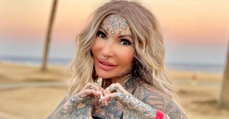 Adrianna Eisenbach z "Królowych życia" PARADUJE W BIKINI na wakacjach z młodszym o 30 lat mężem (FOTO)