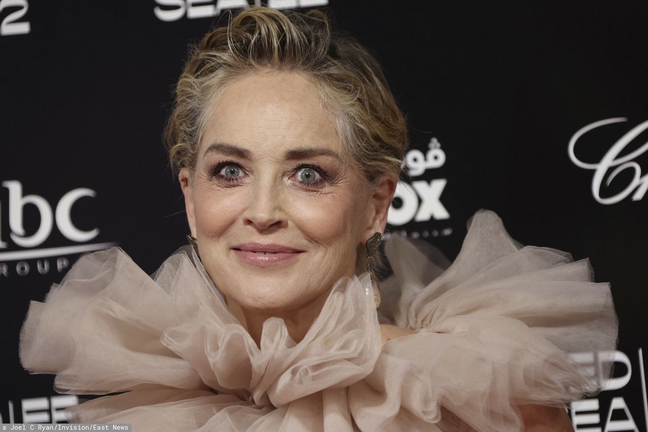 Dramatyczna suknia Sharon Stone. To idealna kreacja na karnawał w Wenecji