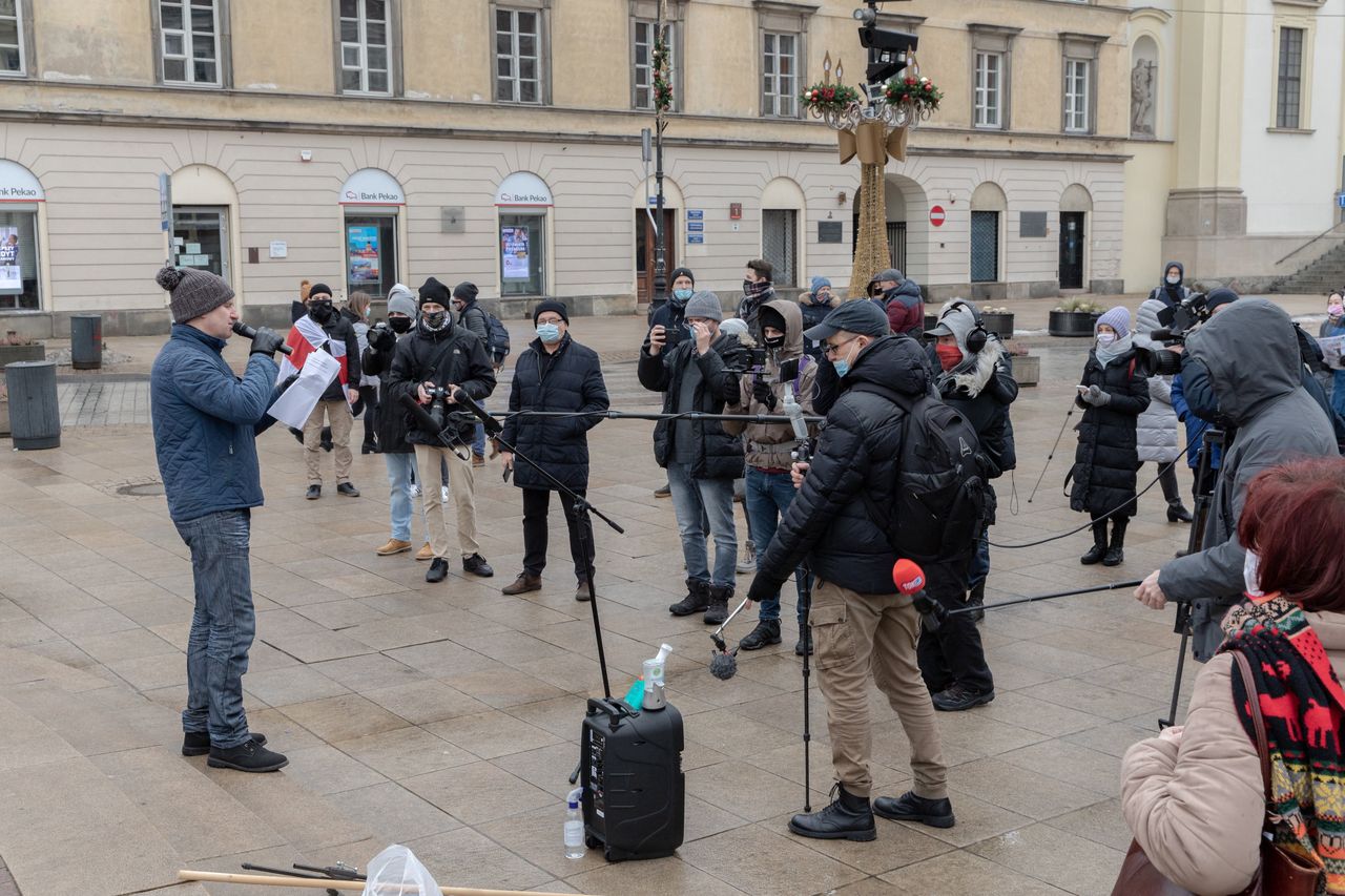 Warszawa. Protestujący zebrali się na Nowym Świecie