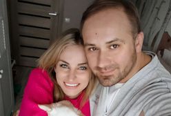 Fani zniesmaczeni. Komentarz Adriana pod zdjęciem żony daje do myślenia