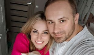 Fani zniesmaczeni. Komentarz Adriana pod zdjęciem żony daje do myślenia