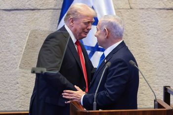 "Rozmawiałem z Bibim". Trump wywiera presję na Izrael