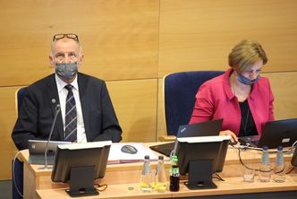 Uchwała anty-LGBT i unijne sankcje. "Przedsiębiorcy pukają się w głowę"