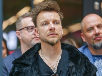 Kariera kosztowała go małżeństwo. "Na koncertach latają majtki i staniki"